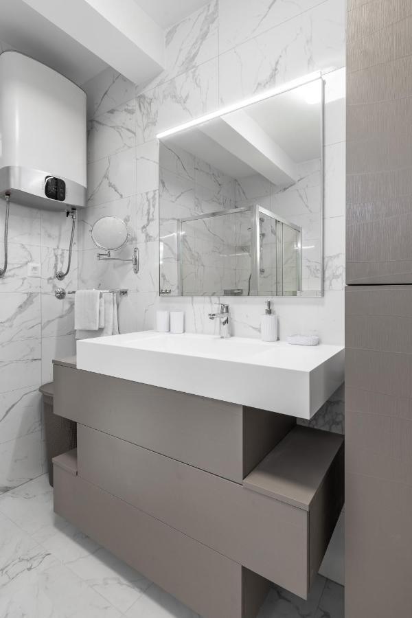 Elysian Zen Luxury Apartment - Two Bedroom Apartment With Terrace And Sea View سبليت المظهر الخارجي الصورة