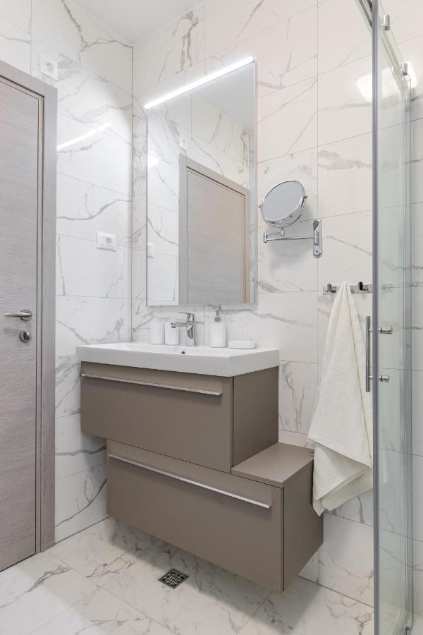 Elysian Zen Luxury Apartment - Two Bedroom Apartment With Terrace And Sea View سبليت المظهر الخارجي الصورة